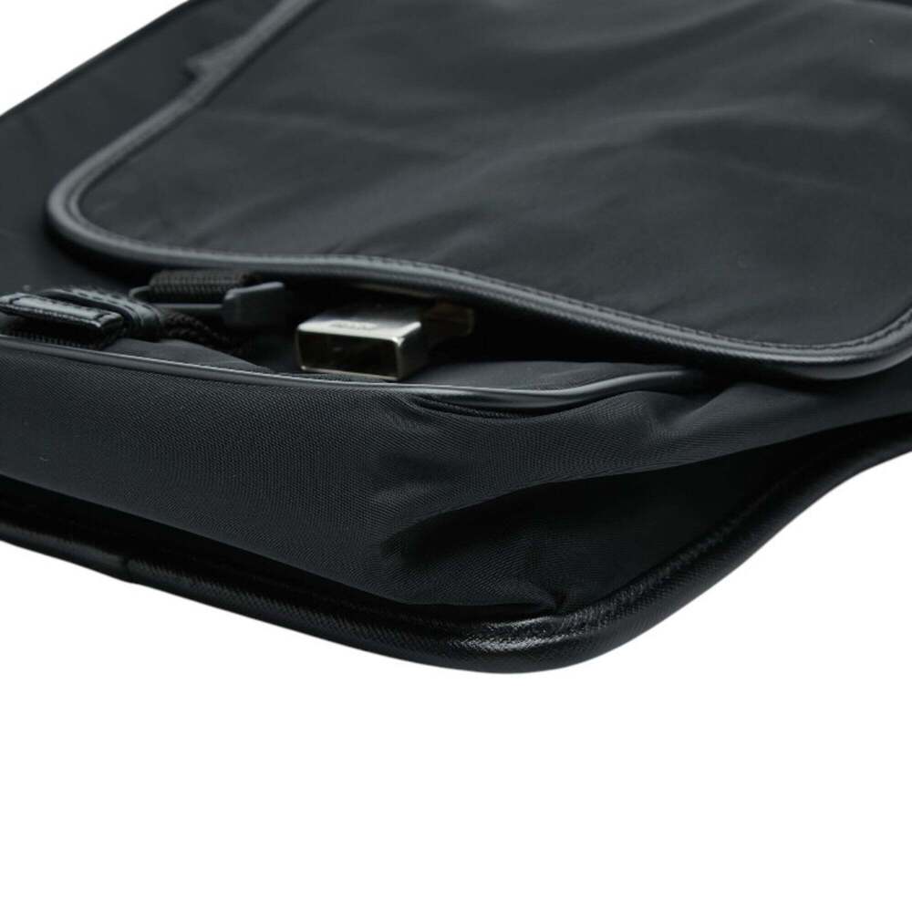 PRADA Black Leather Shoulder Bag - Picture 4 of 8